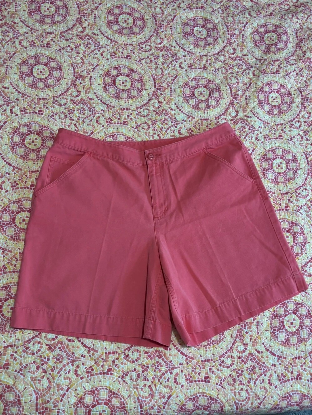 Liz Claiborne Coral Pink Cotton Shorts Size 14 Flap Pocket